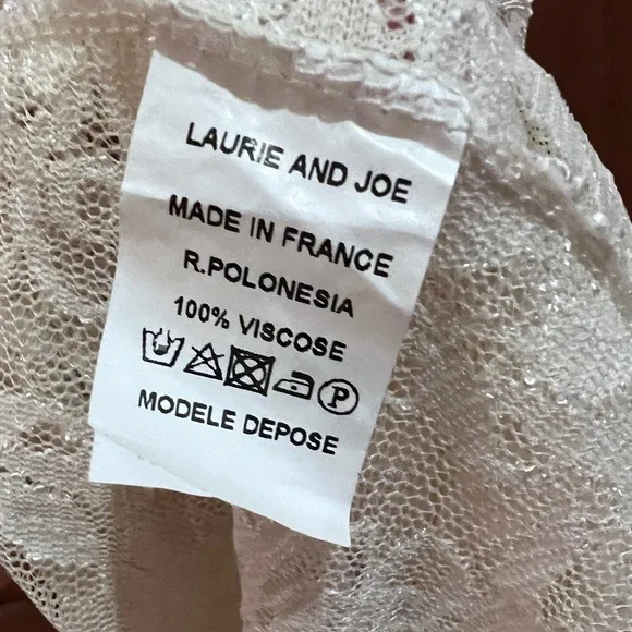 Laurie and Joe Bohemian White Lace Embroidered Tassel Wedding Dress S/M - Picture 4 of 10